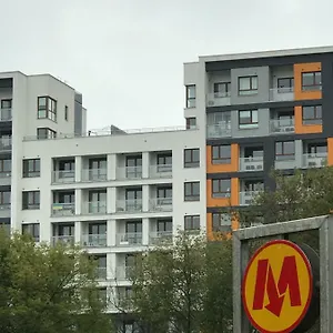  Апартаменты Metro Slodowiec, Free Parking Zeromskiego 1 Cmkp- 5 Min