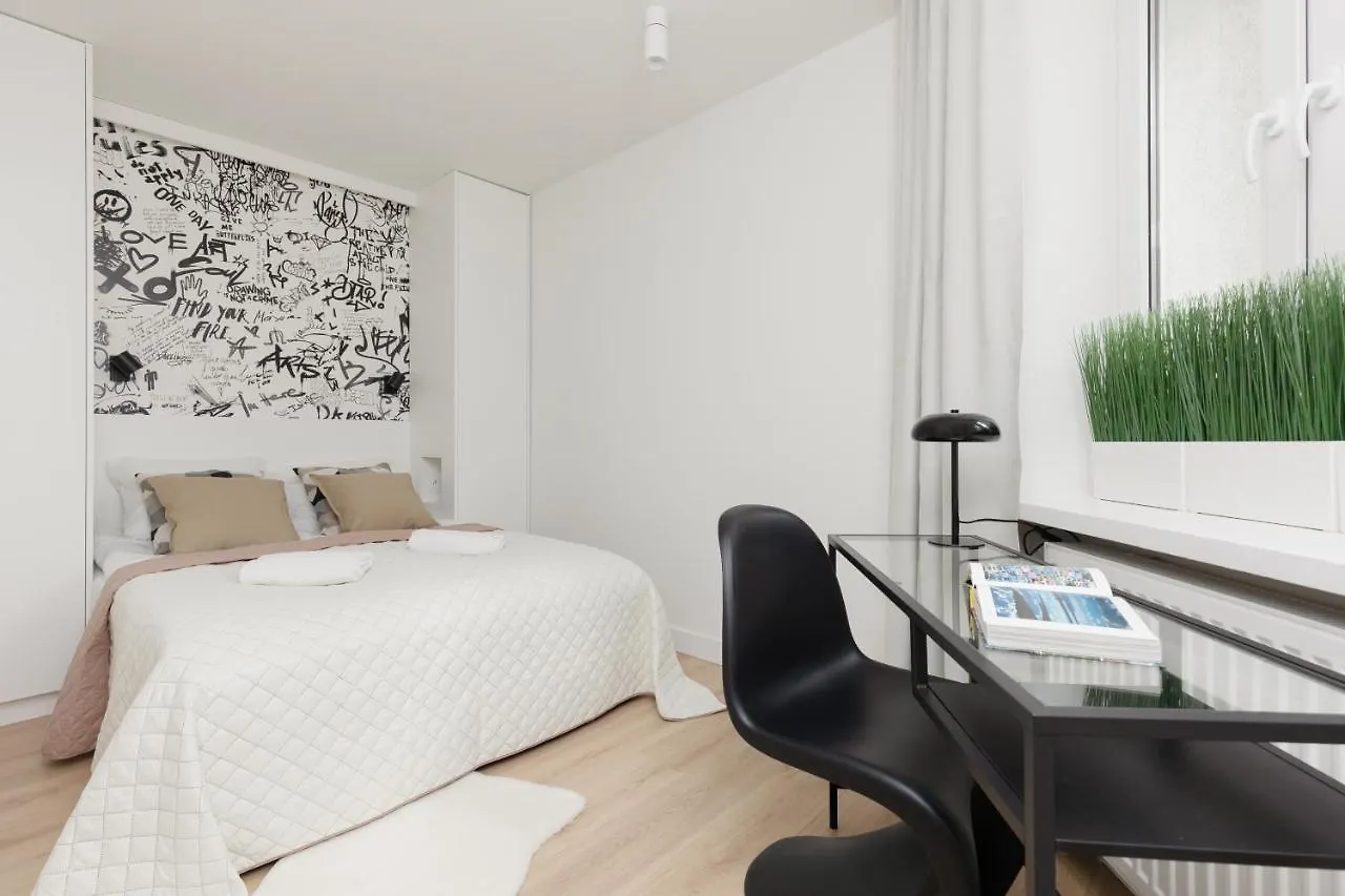 Warsaw City Center Apartments By Noclegi Renters 0*,  Polsko